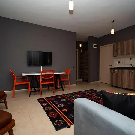 Esquire And Lounges Hotell