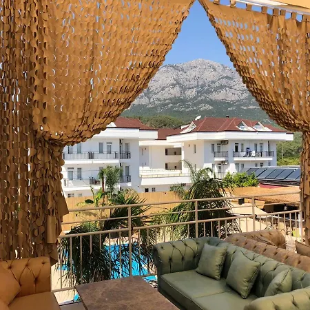 Esquire And Lounges Kemer
